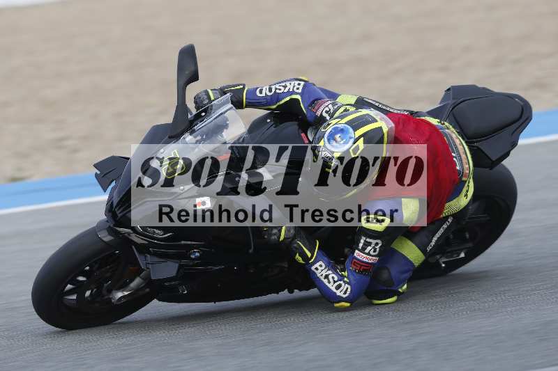 /Archiv-2024/01 26.-28.01.2024 Moto Center Thun Jerez/Gruppe schwarz-black/79